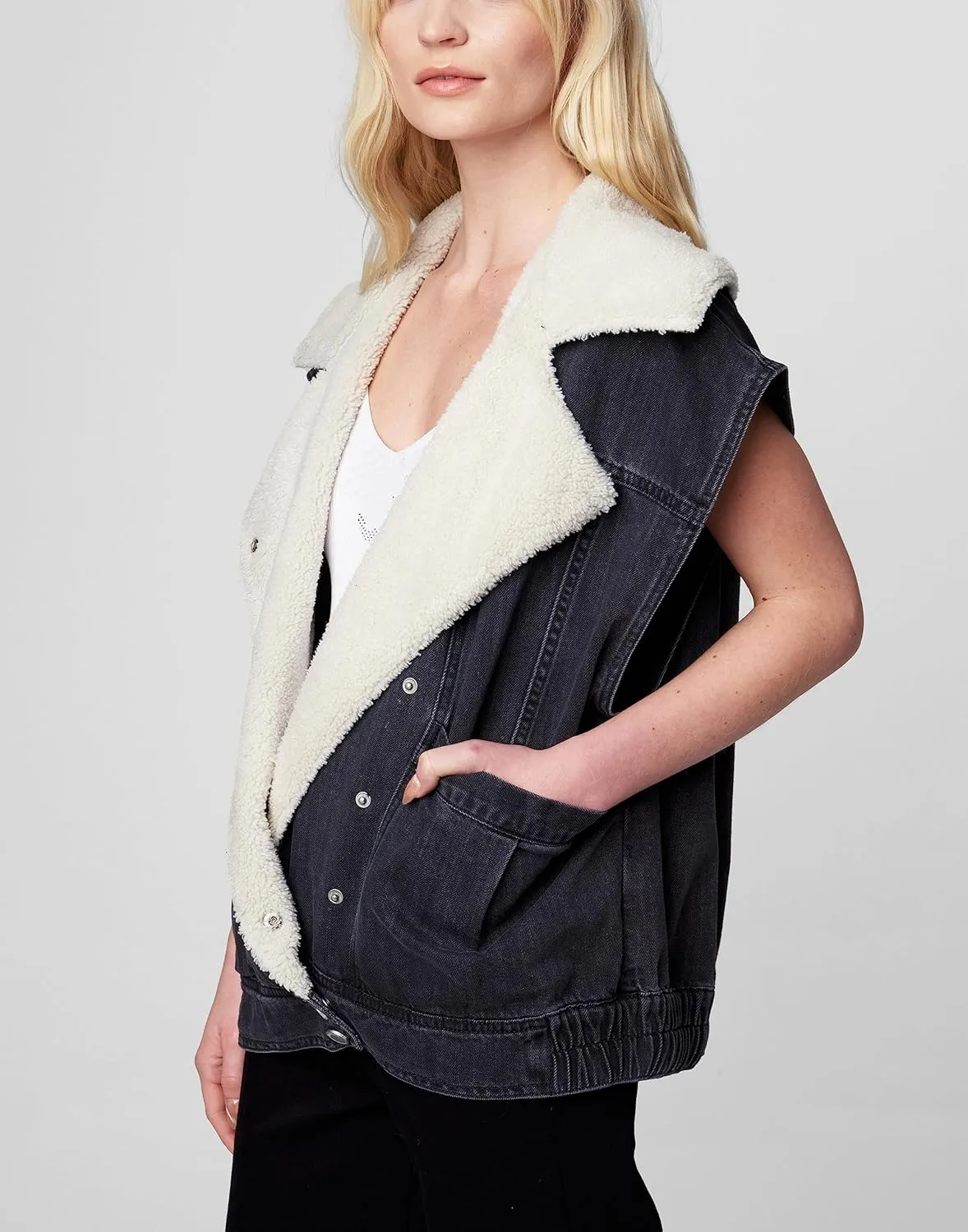 [BLANKNYC] Womens Luxury Clothing Denim and Sherpa Oversized Vest, Comfortable & Stylish