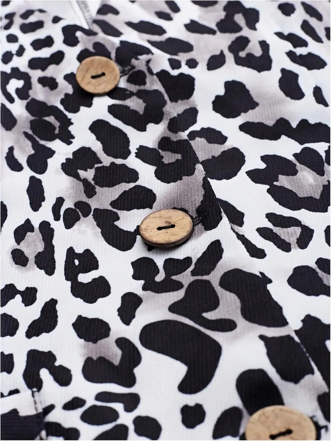 MakeMeChic Women's Leopard Print Vests V Neck Cheetah Vest Sleeveless Jacket Vest Tops Blazer Vests