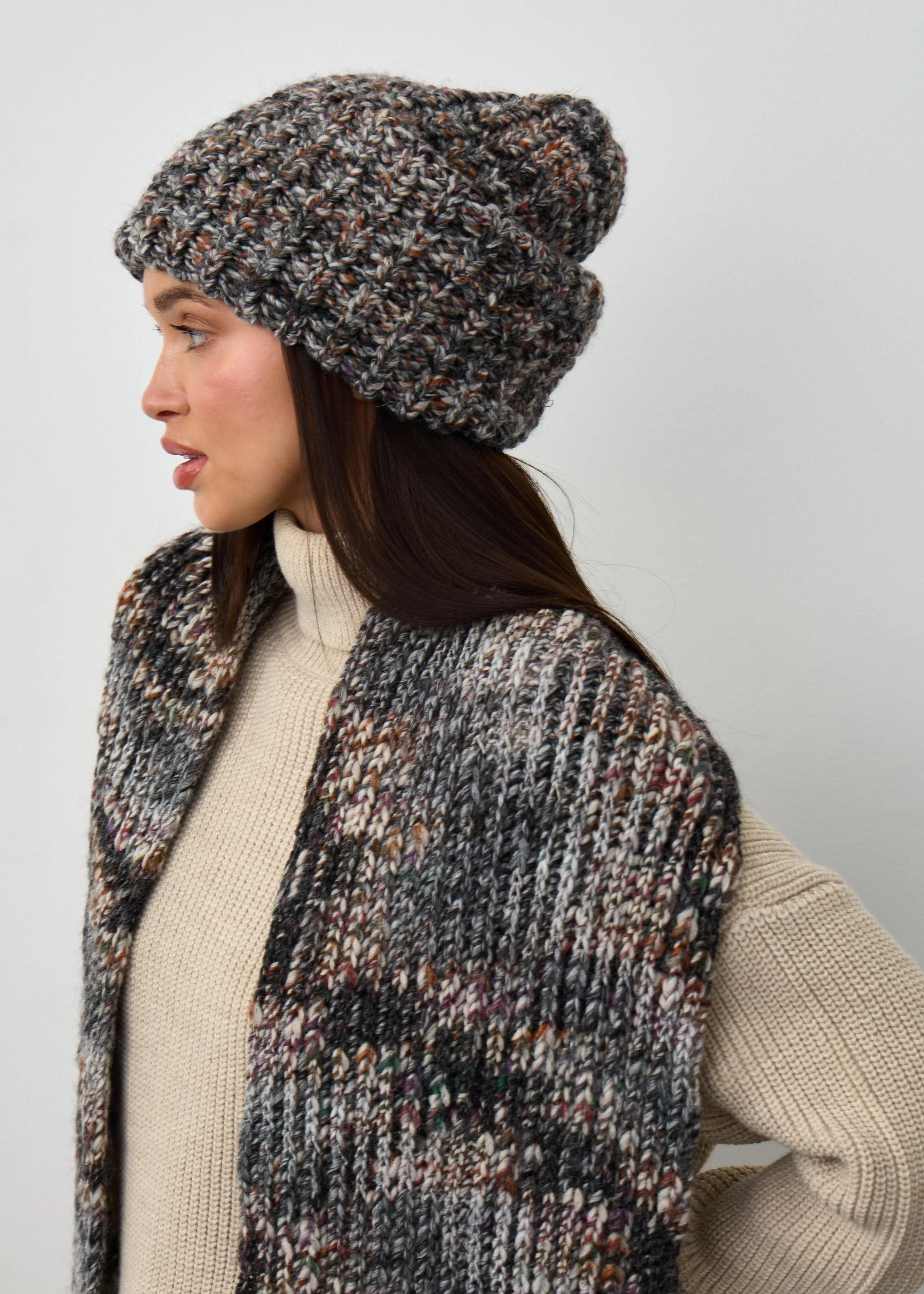 Oversized Double-Layer Wool Hat in Grey & White & Brown