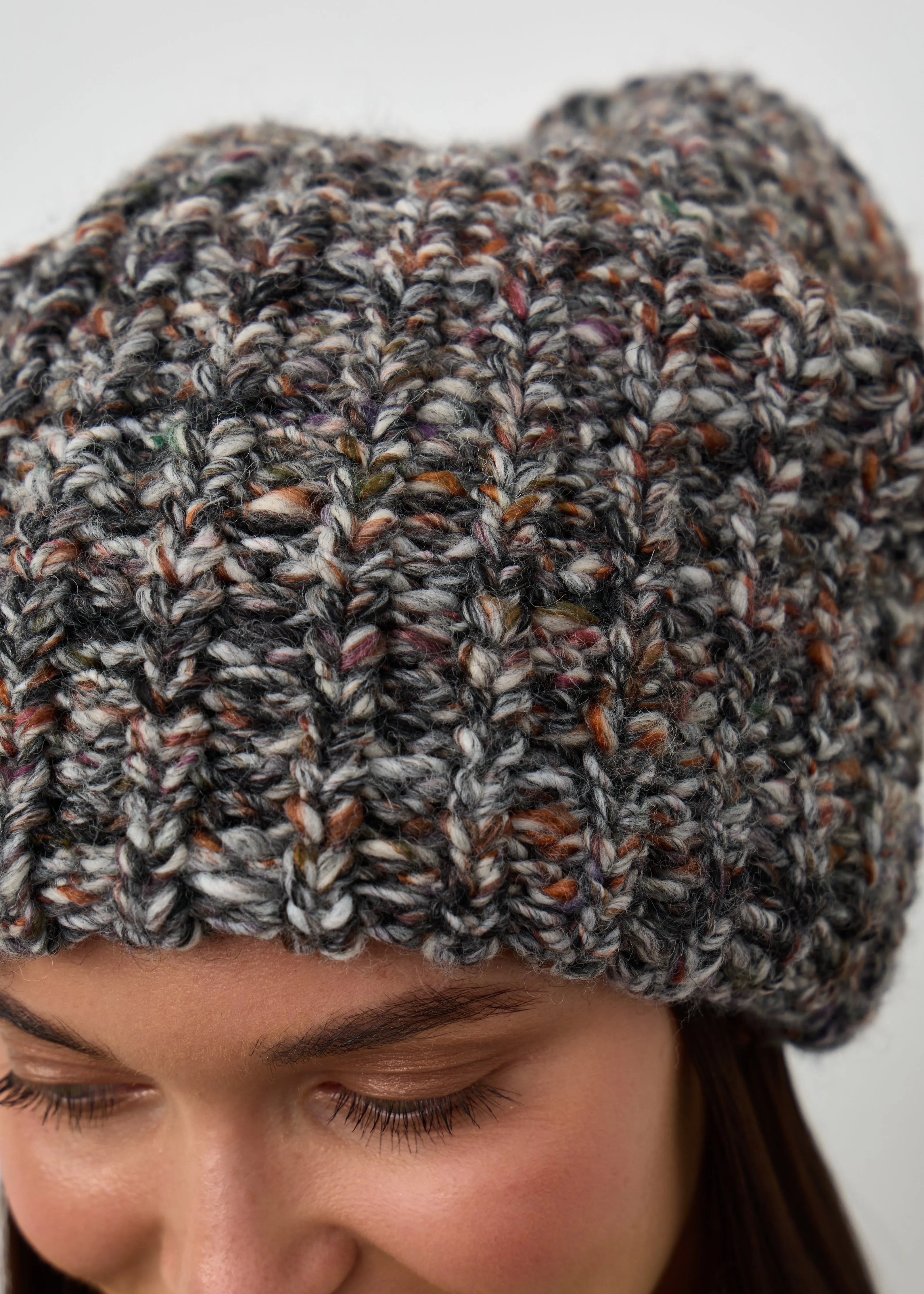 Oversized Double-Layer Wool Hat in Grey & White & Brown