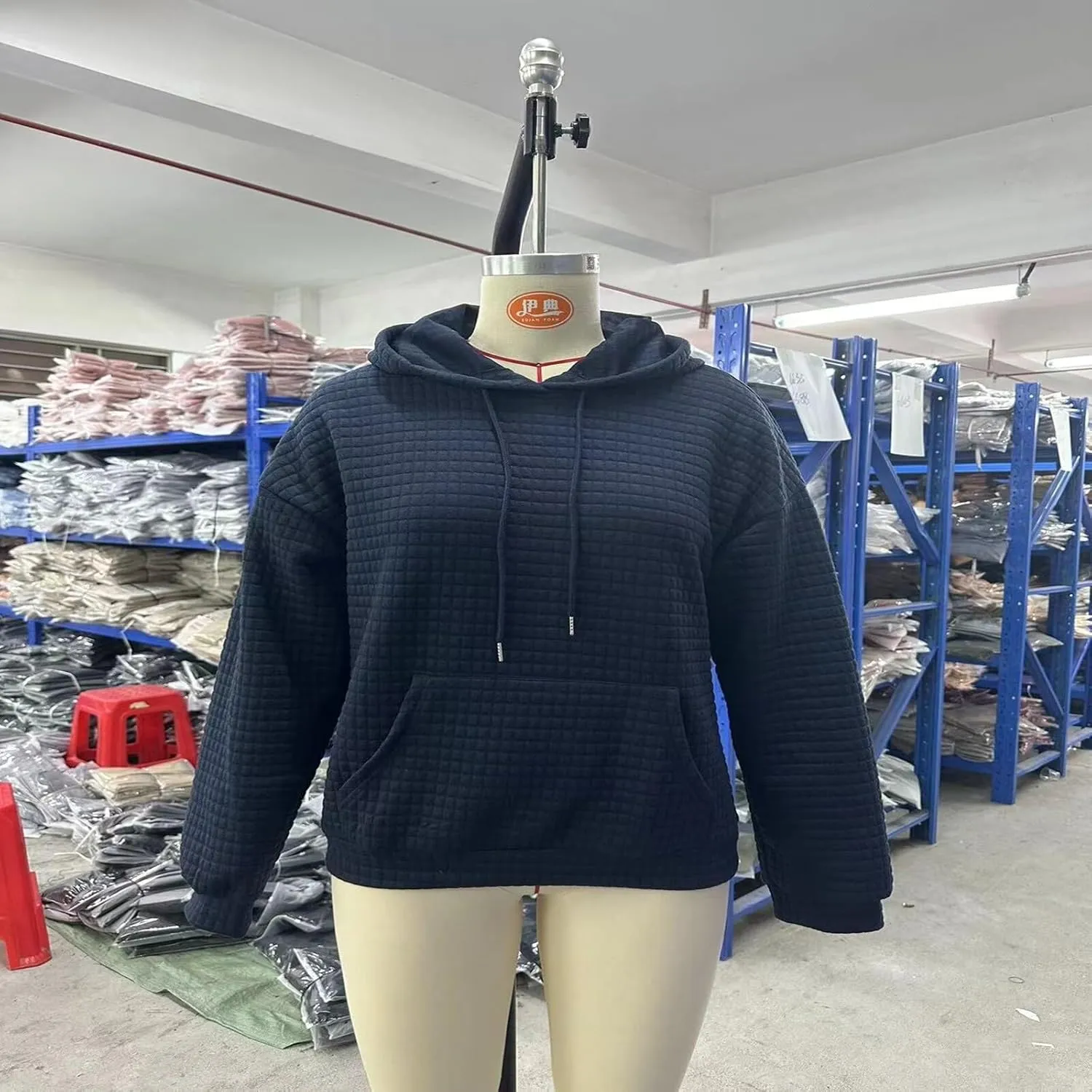 Womens Checkered Hoodies Trendy 2024 Hooded Sweatshirts Soft Hoodies Loose Fit with Pockets Casual Pullover Tops